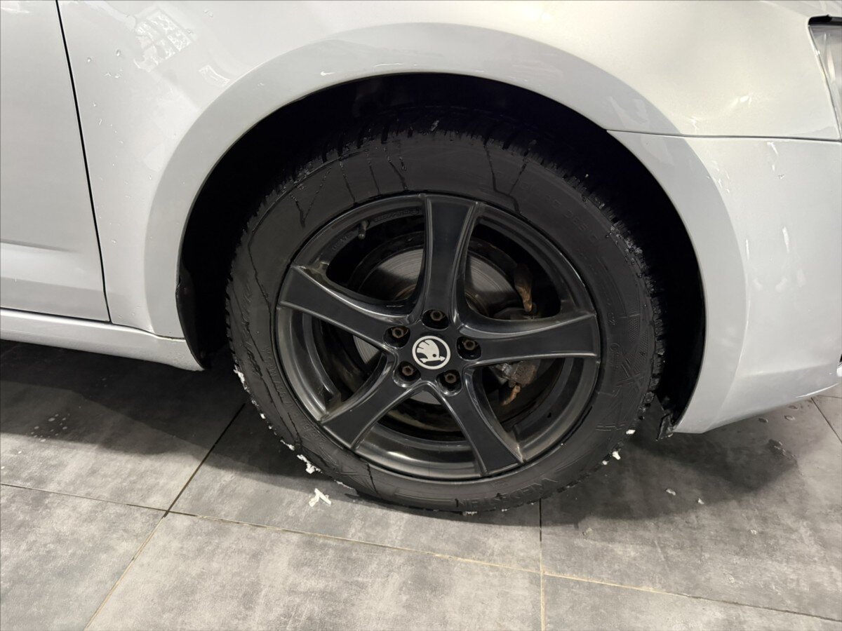 Škoda Octavia Kombi 1,6 l 77 kw