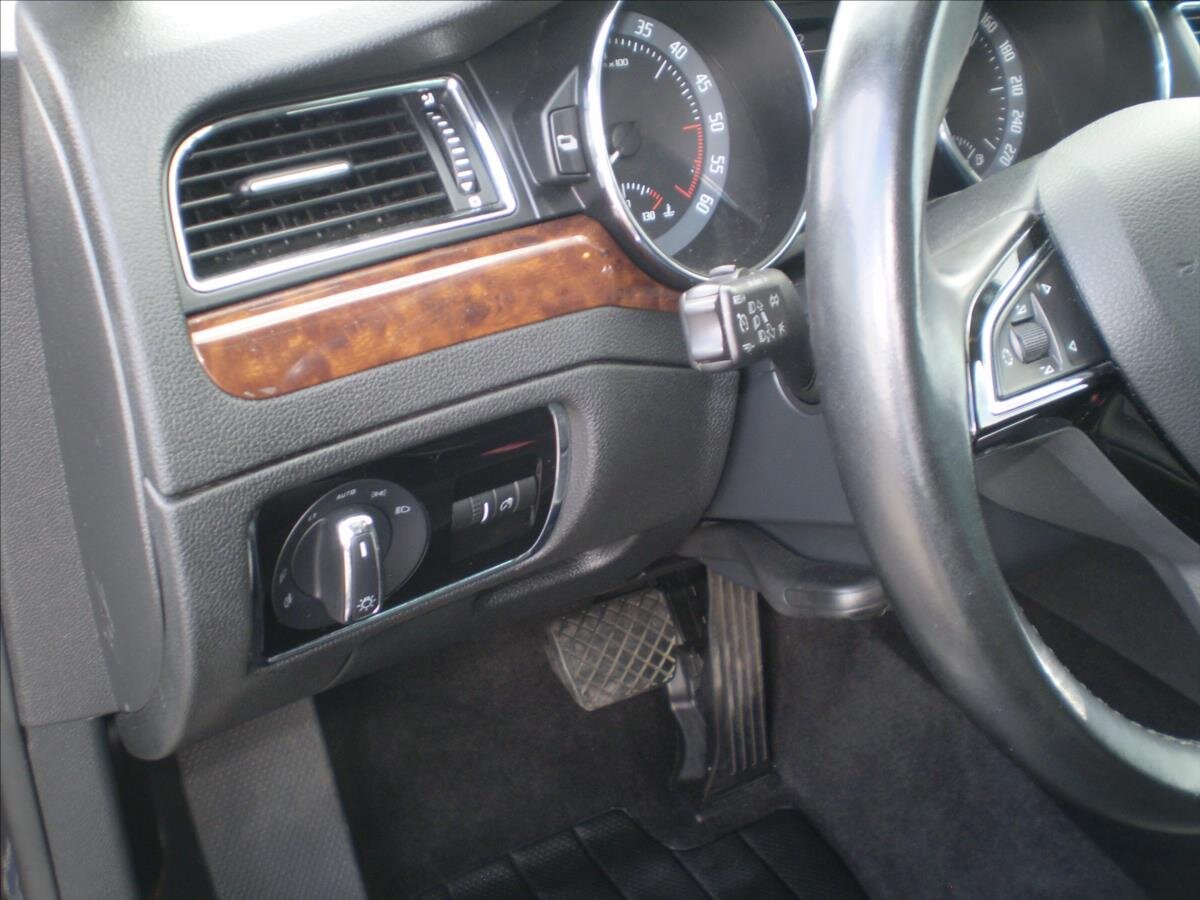 Škoda Superb Kombi 2,0 l 125 kw