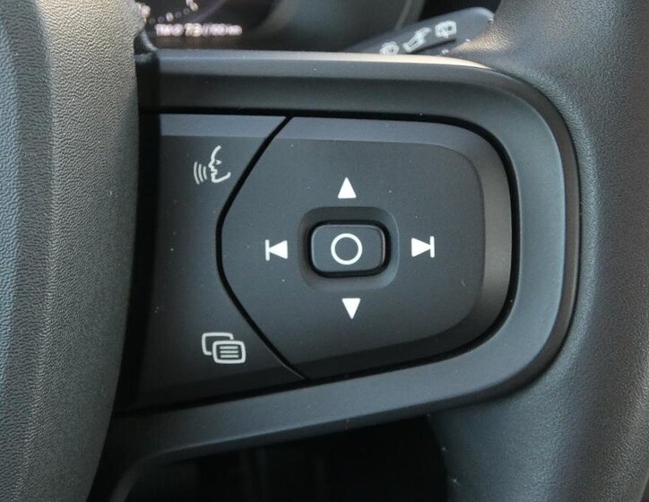 Volvo XC40 SUV / Terénní 1,5 l 95 kw