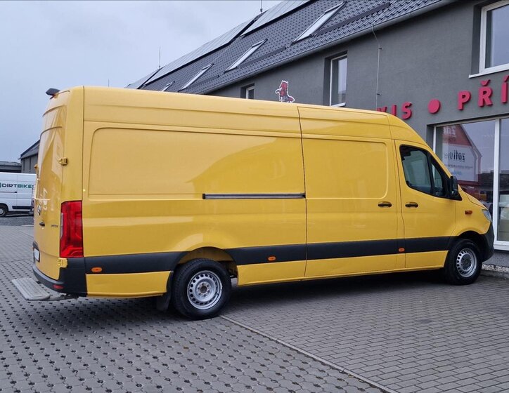 Mercedes-Benz Sprinter Skříň 2,1 l 105 kw