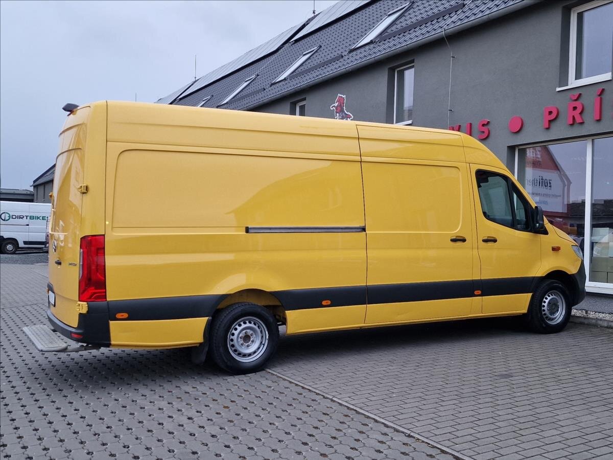 Mercedes-Benz Sprinter Skříň 2,1 l 105 kw