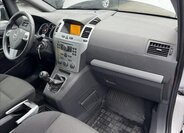 Opel Zafira 27
