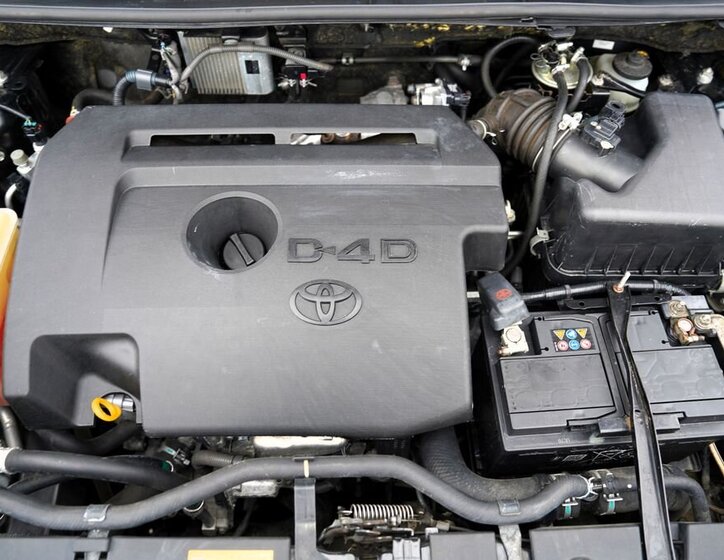 Toyota RAV4 SUV / Terénní 2,0 l 91 kw