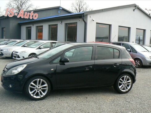 Opel Corsa Hatchback 1,4 l 66 kw