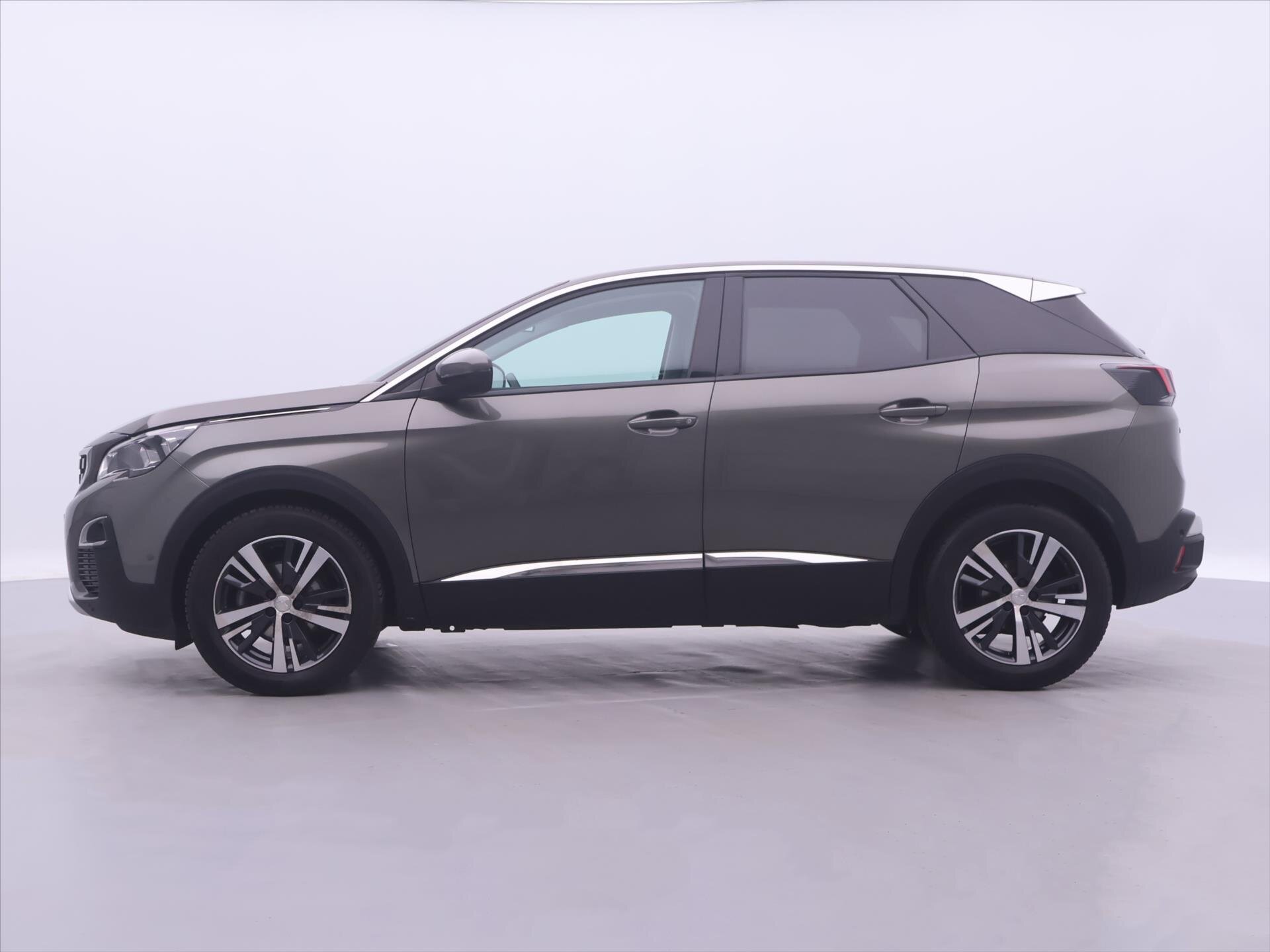 Peugeot 3008 SUV 1,2 l 96 kw