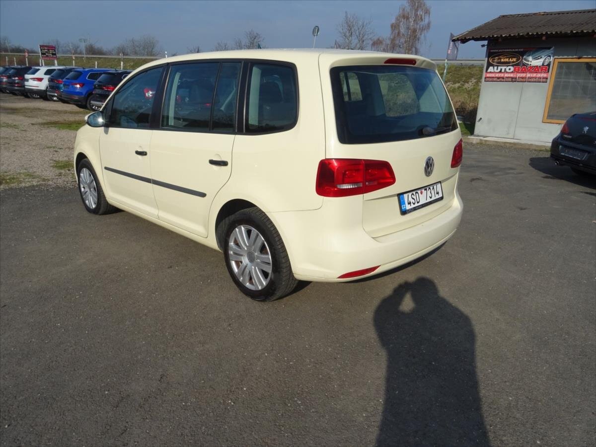 Volkswagen Touran Kombi 1,6 l 77 kw