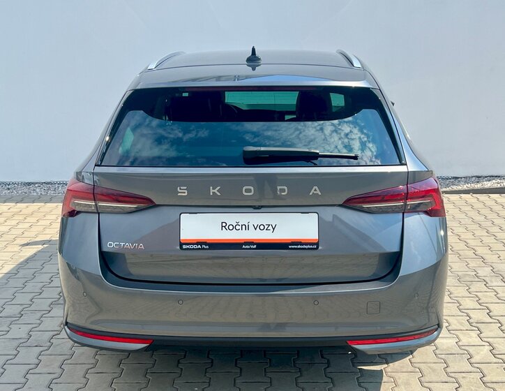 Škoda Octavia 10