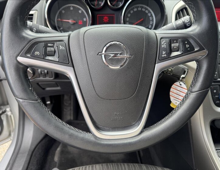 Opel Astra Kombi 1,7 l 81 kw