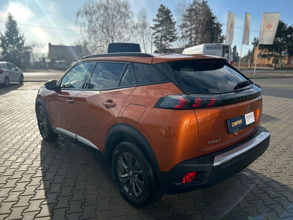 Peugeot 2008 SUV 1,2 l 74 kw