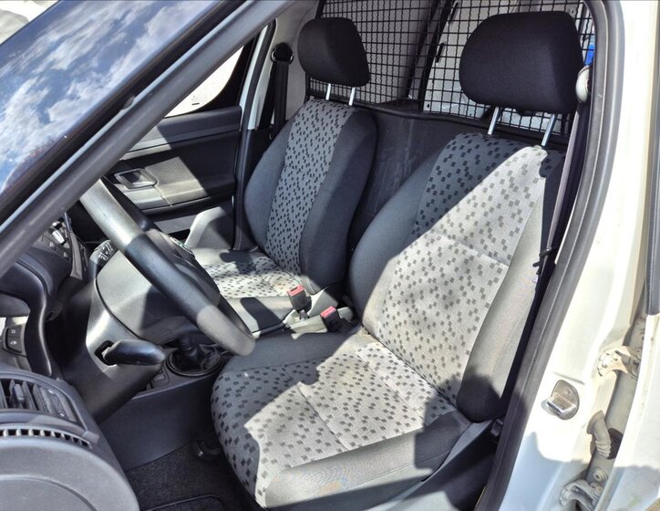 Škoda Praktik Skříň 1,6 l 66 kw