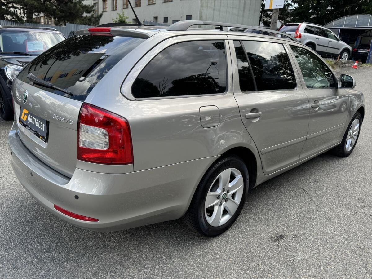 Škoda Octavia Kombi 1,6 l 77 kw