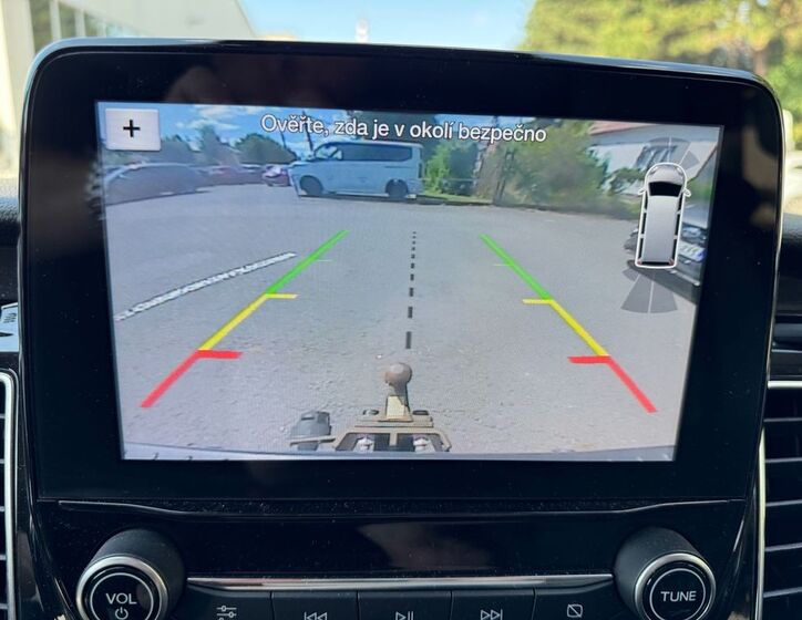 Ford Tourneo Custom 19