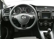 Volkswagen Golf 31