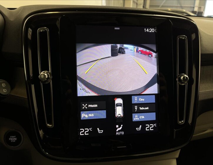 Volvo XC40 SUV 2,0 l 110 kw