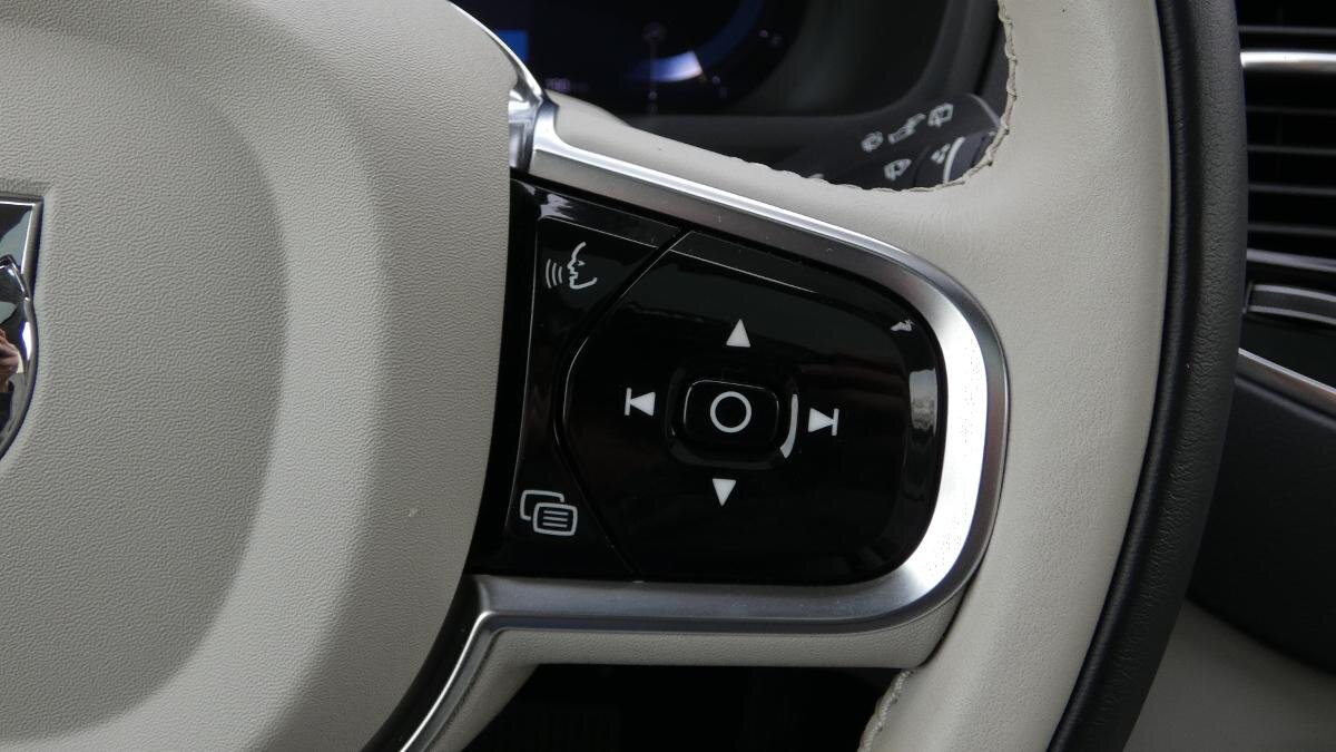 Volvo XC90 SUV / Terénní 2,0 l 173 kw