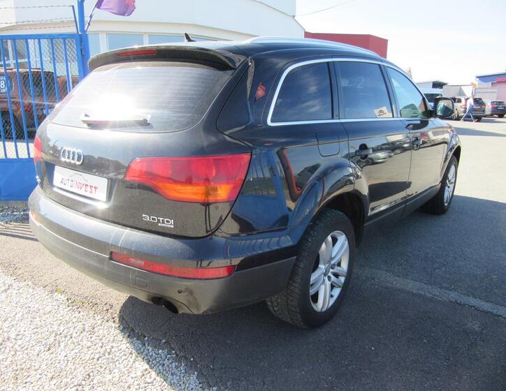 Audi Q7 3