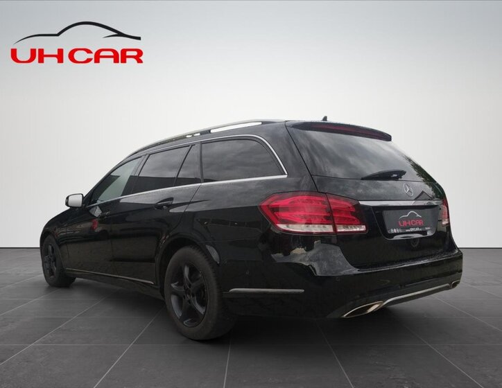 Mercedes-Benz Třídy E 7