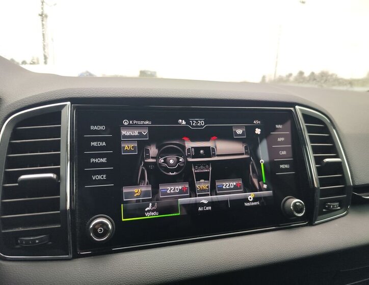 Škoda Karoq SUV 1,5 l 110 kw