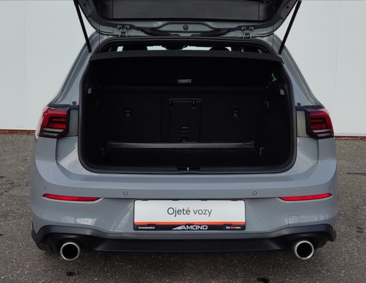 Volkswagen Golf Hatchback 2,0 l 180 kw