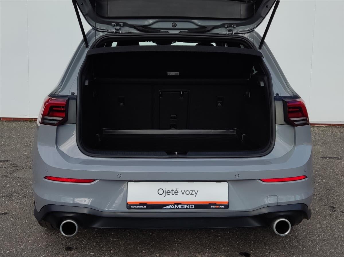 Volkswagen Golf Hatchback 2,0 l 180 kw