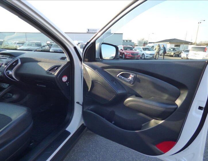 Hyundai ix35 SUV / Terénní 1,6 l 99 kw