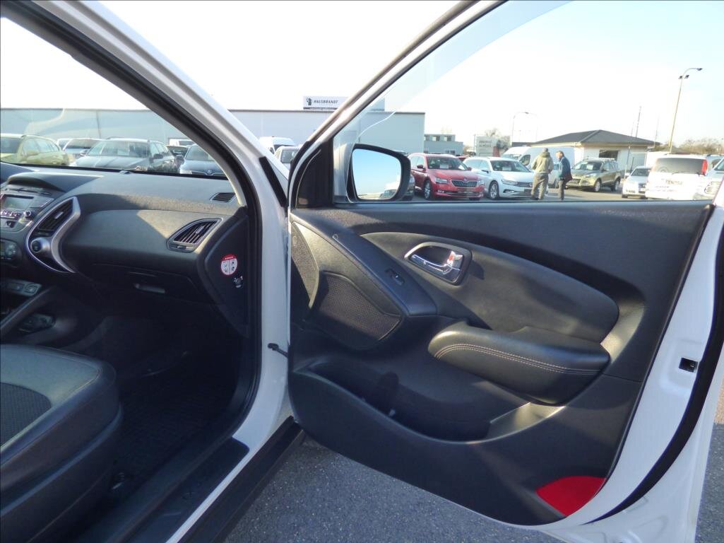 Hyundai ix35 SUV / Terénní 1,6 l 99 kw