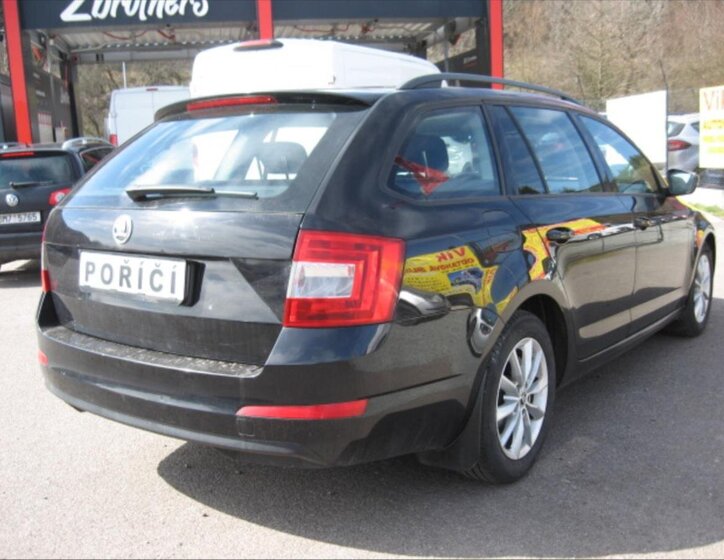 Škoda Octavia Kombi 2,0 l 110 kw