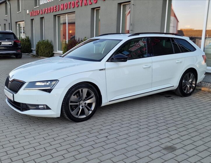 Škoda Superb Kombi 2,0 l 140 kw