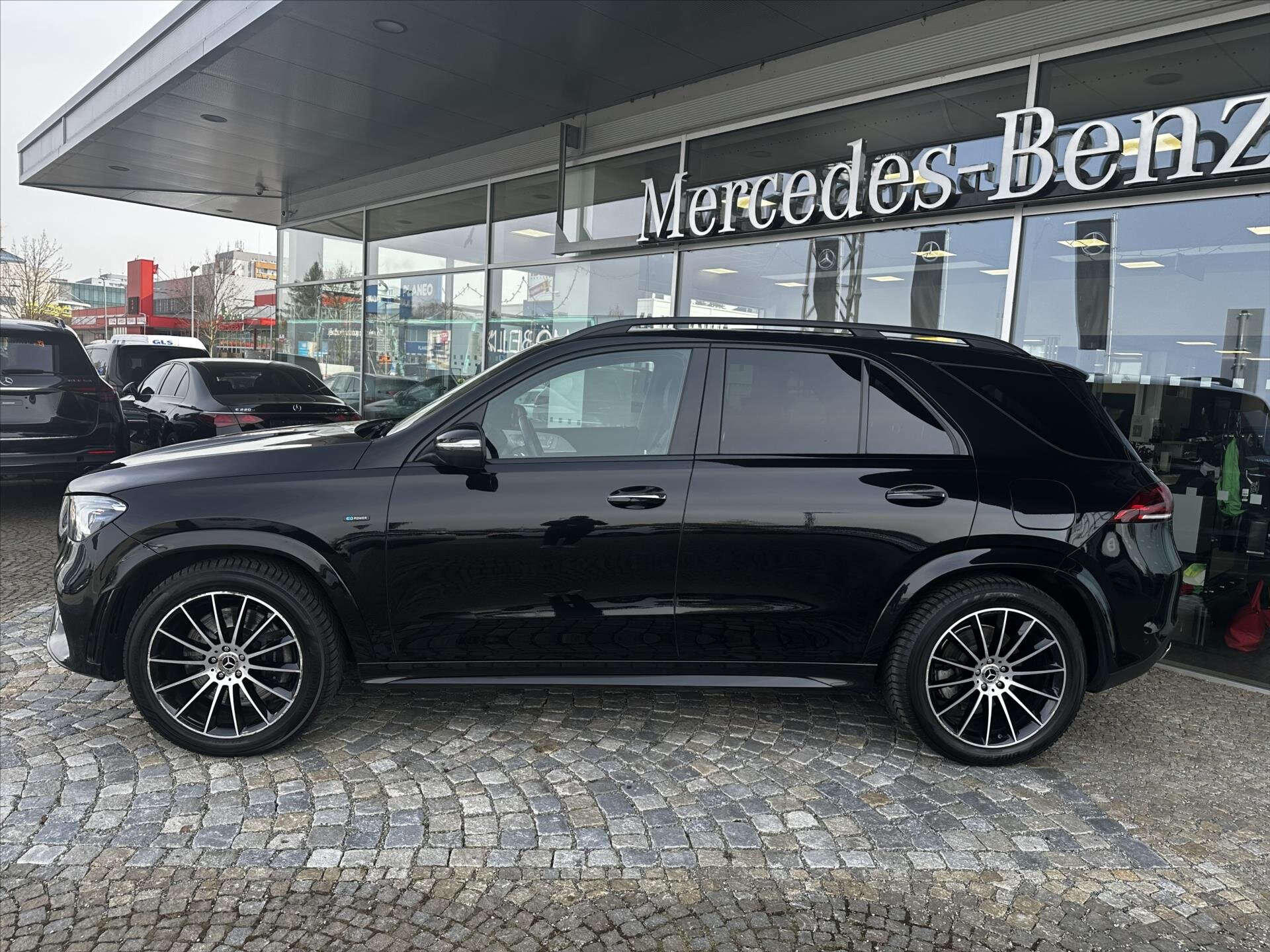 Mercedes-Benz GLE SUV / Terénní 2,0 l 143 kw