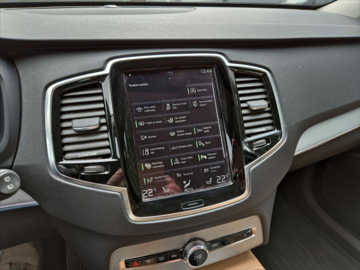 Volvo XC90 Ostatní 2,0 l 171 kw