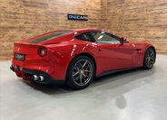 Ferrari F12 Berlinetta Kupé 6,3 l 541 kw