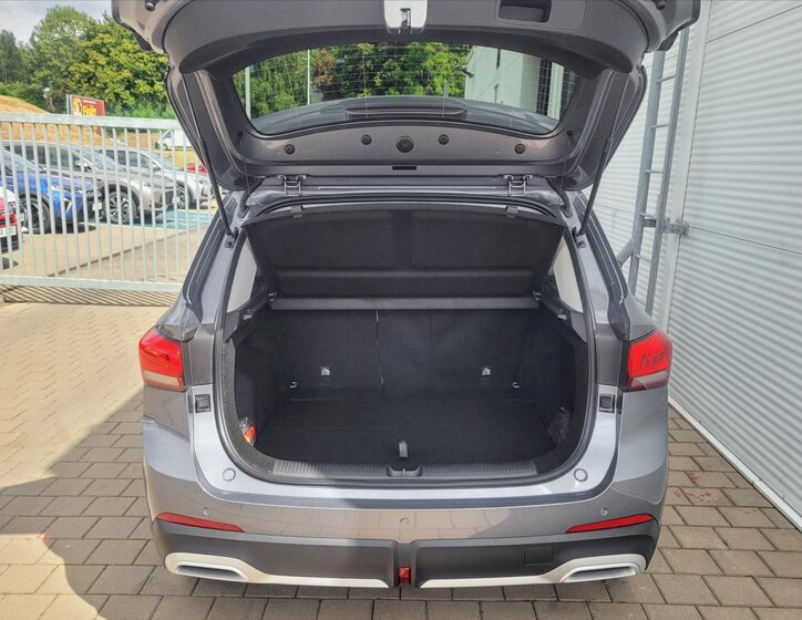 MG ZS SUV / Terénní 1,5 l 75 kw