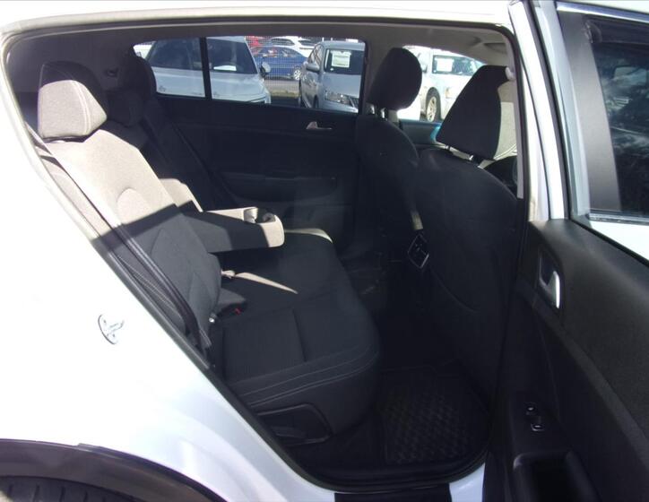 KIA Sportage 12