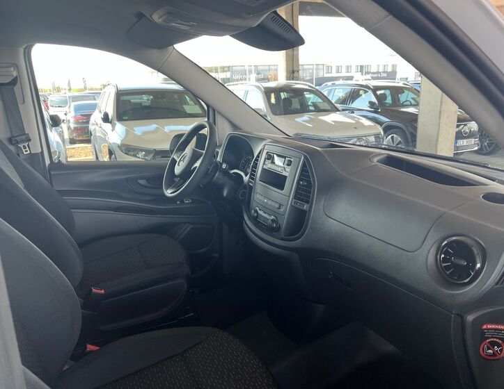 Mercedes-Benz Vito 11