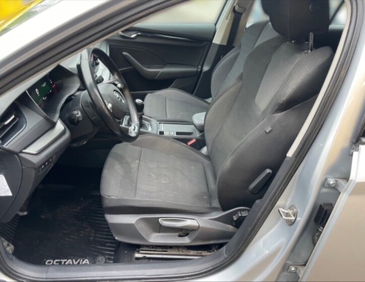Škoda Octavia Kombi 2,0 l 85 kw
