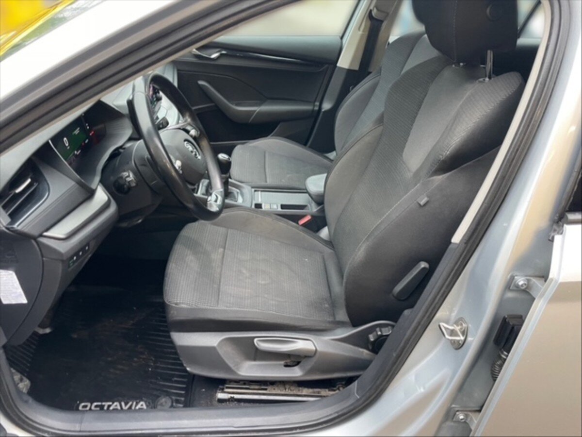Škoda Octavia Kombi 2,0 l 85 kw