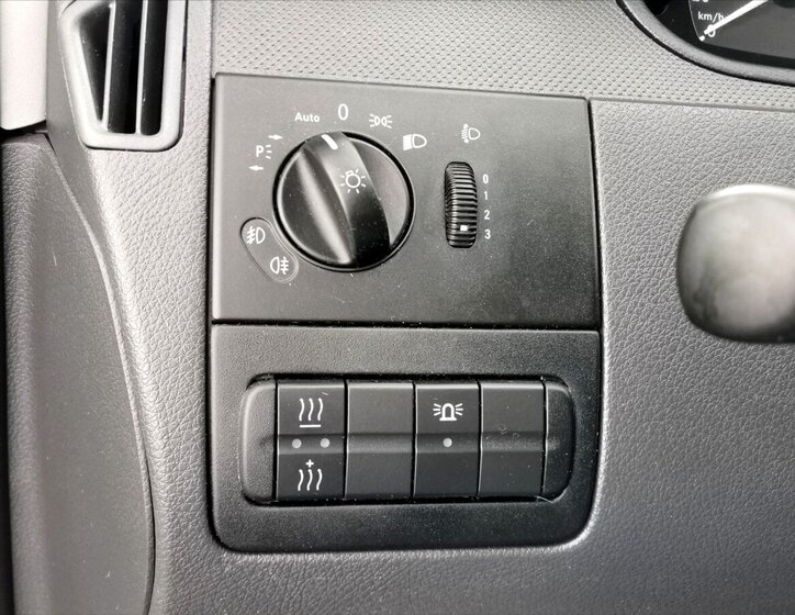 Mercedes-Benz Vito 14