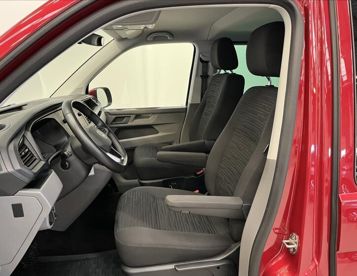 Volkswagen Caravelle Kombi 2,0 l 110 kw