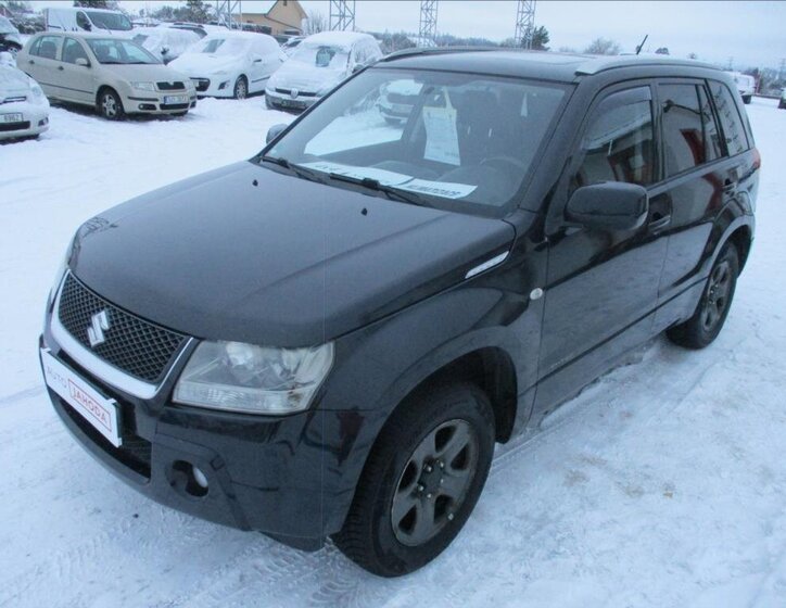 Suzuki Grand Vitara 3