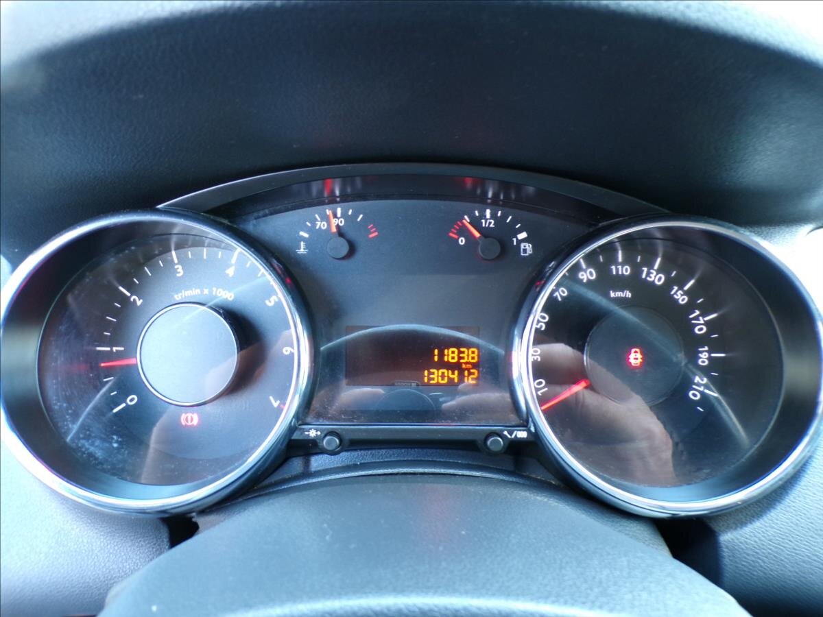 Peugeot 5008 Kombi 1,6 l 115 kw