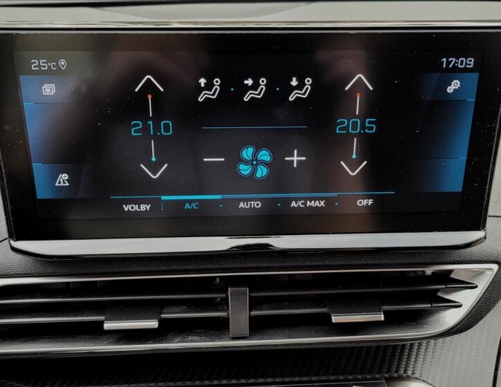 Peugeot 3008 SUV / Terénní 1,5 l 96 kw