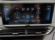 Peugeot 3008 SUV / Terénní 1,5 l 96 kw