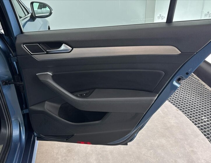 Volkswagen Passat Kombi 2,0 l 110 kw