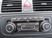 Volkswagen Touran Kombi 1,2 l 77 kw