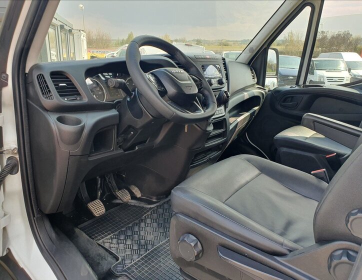 Iveco Daily Sklápěč 3,0 l 118 kw