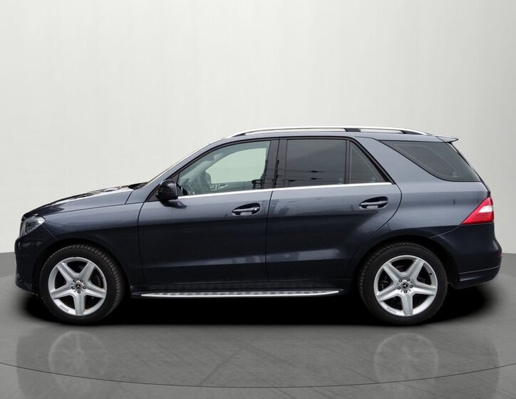 Mercedes-Benz Třídy M SUV / Terénní 3,0 l 190 kw