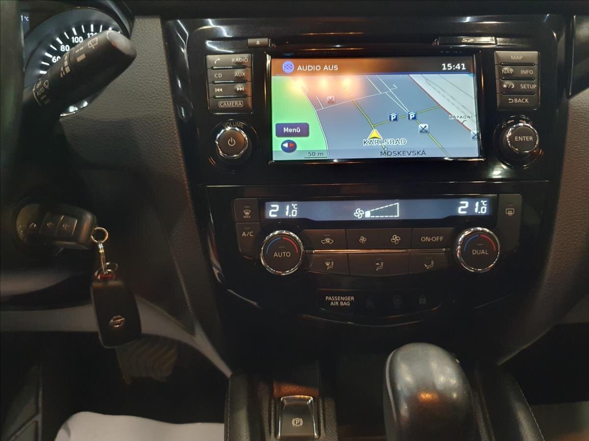 Nissan Qashqai SUV 1,6 l 96 kw