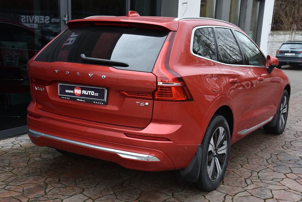 Volvo XC60 SUV / Terénní 2,0 l 186 kw