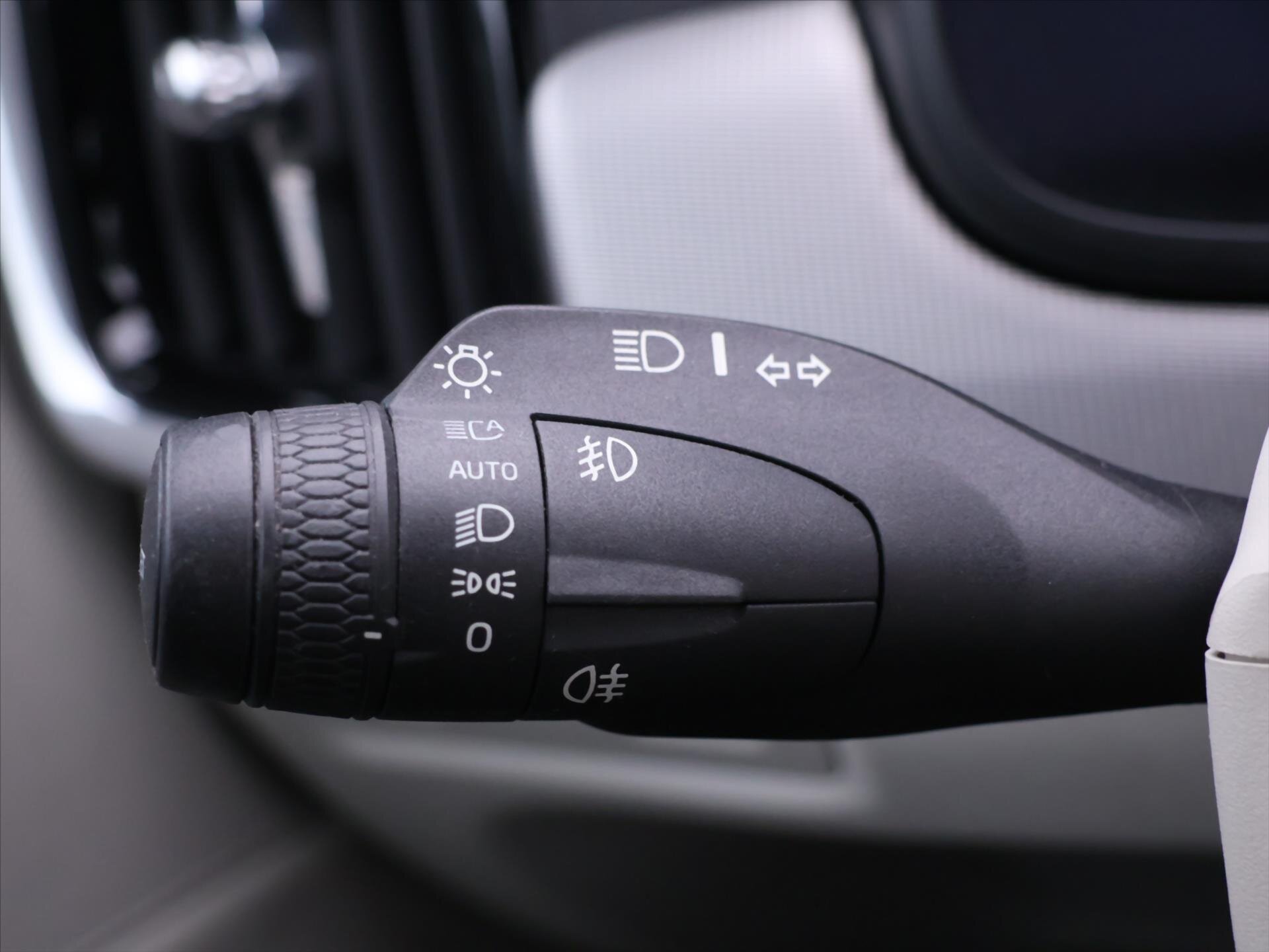 Volvo V90 Kombi 2,0 l 187 kw