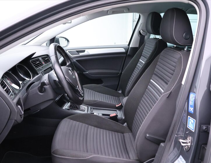 Volkswagen Golf Kombi 1,4 l 92 kw